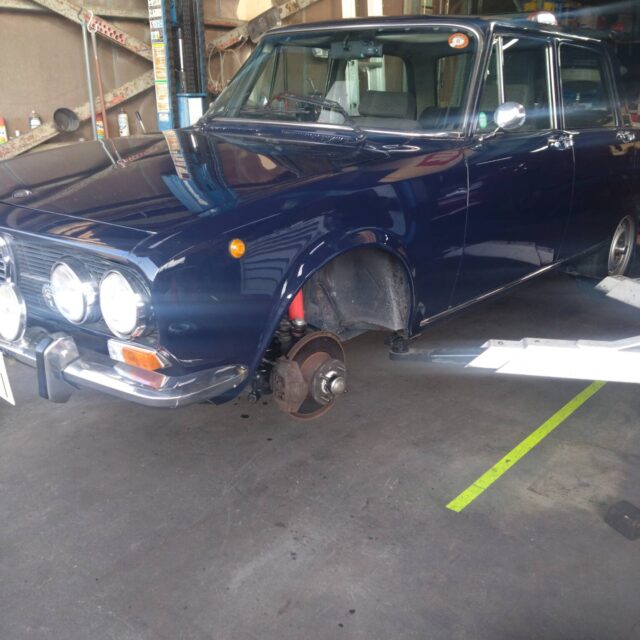 アルファロメオ ベルリーナのコイルスプリング交換